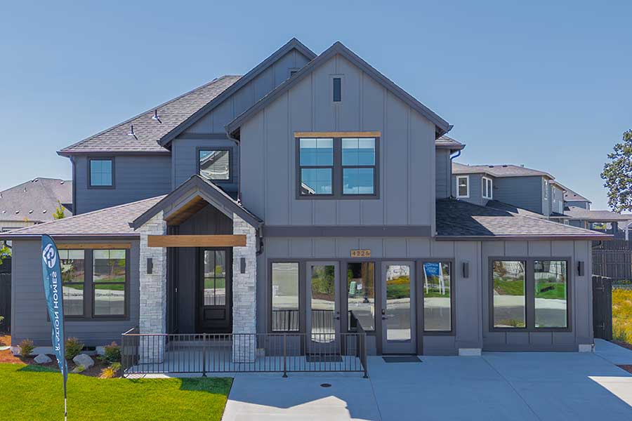 Paradise Pointe Community